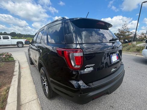 Used 2019 Ford Explorer Sport w/ Equipment Group 401A AWD/4WD image 14
