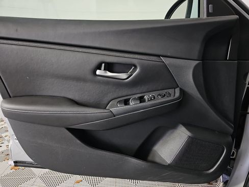 Certified 2023 Nissan Sentra S FWD image 25