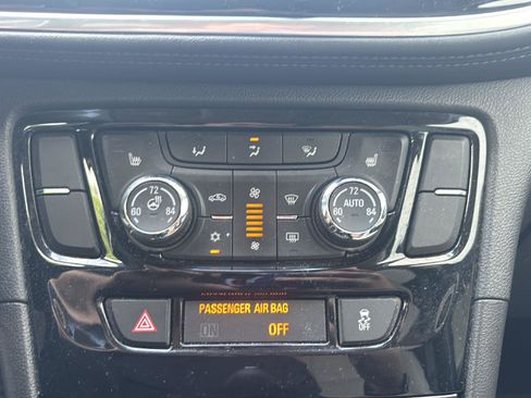 Used 2019 Buick Encore Essence AWD/4WD image 14