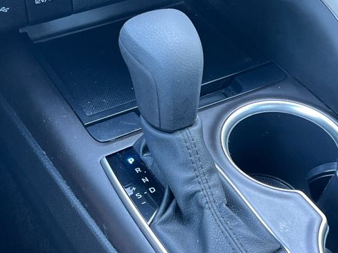 Used 2022 Toyota Camry LE FWD image 31