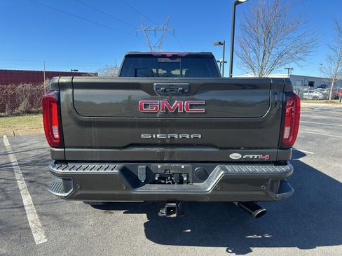 Used 2022 GMC Sierra 3500 AT4 w/ AT4 Preferred Package image 5