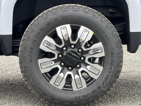 New 2026 GMC Sierra 2500 Denali w/ Denali Reserve Package image 31