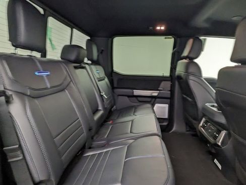 New 2025 Ford F350 Platinum w/ FX4 Off-Road Package image 37