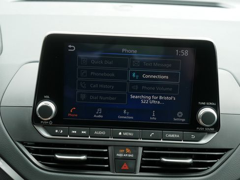 Certified 2025 Nissan Altima 2.5 S FWD image 30