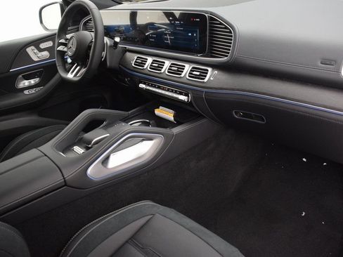 New 2026 Mercedes-Benz GLE 53 AMG 4MATIC Coupe image 15