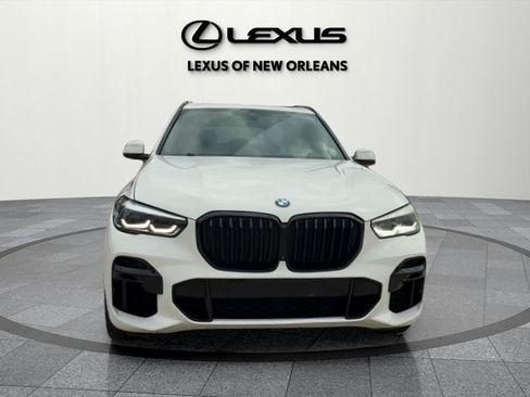 Used 2022 BMW X5 sDrive40i w/ M Sport Package image 2