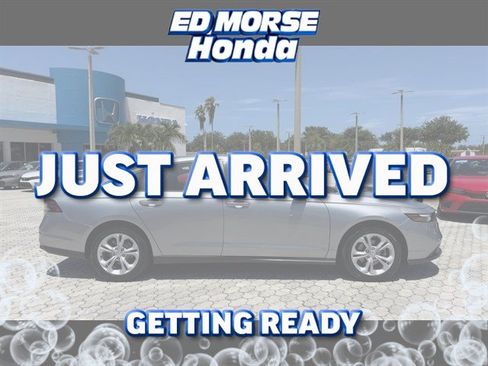 Certified 2023 Honda Accord LX image 7