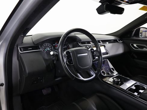 Used 2018 Land Rover Range Rover Velar S image 28