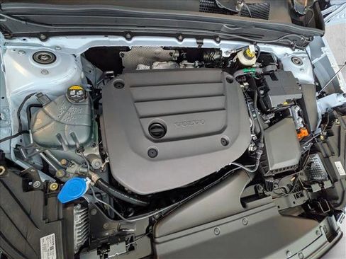 New 2026 Volvo XC40 B5 Plus w/ Protection Package Premier image 19