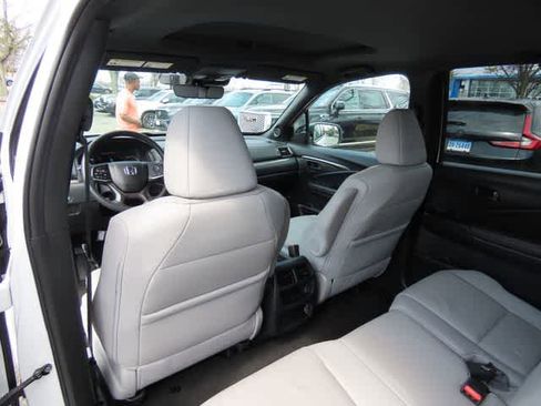 Used 2023 Honda Passport EX-L image 14