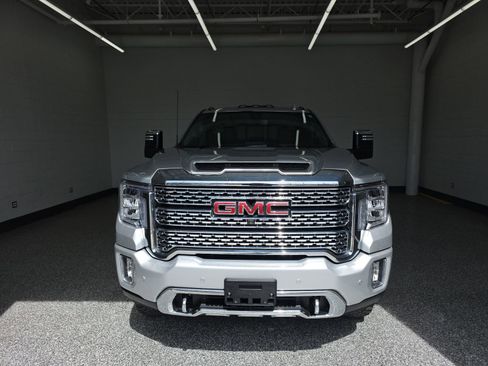 Used 2022 GMC Sierra 2500 Denali image 8