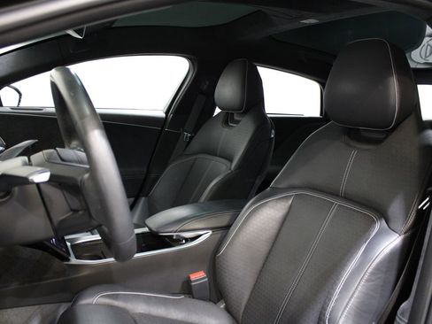 Used 2022 Lucid Air Grand Touring image 26