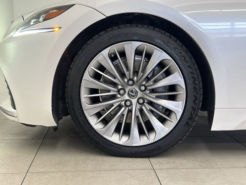 Used 2018 Lexus LS 500 AWD image 10