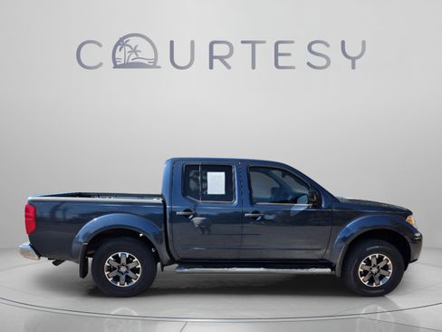 Certified 2019 Nissan Frontier SV w/ Value Truck Package RWD image 8