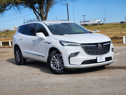 Used 2024 Buick Enclave Essence