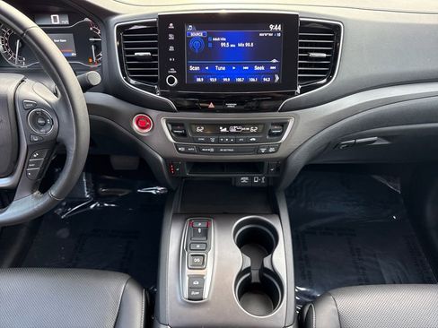 Certified 2023 Honda Ridgeline RTL image 16