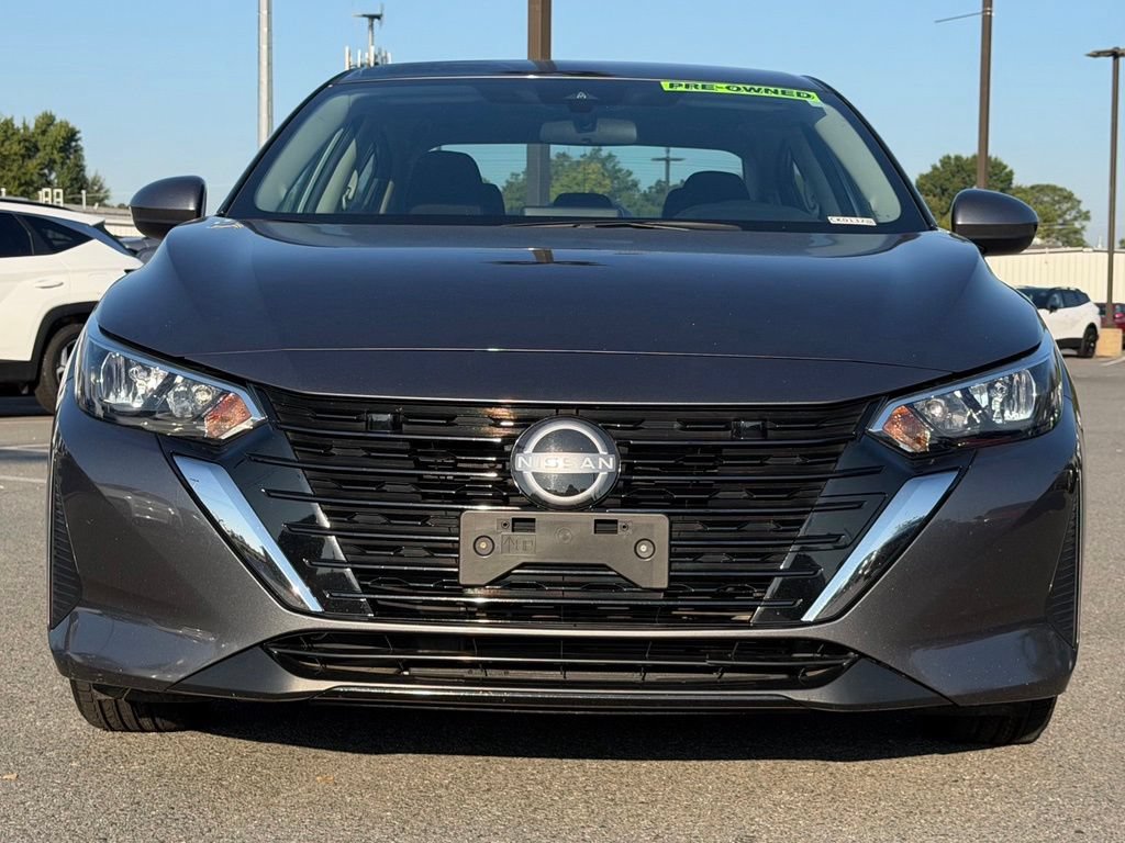 Used 2025 Nissan Sentra SV FWD image 2
