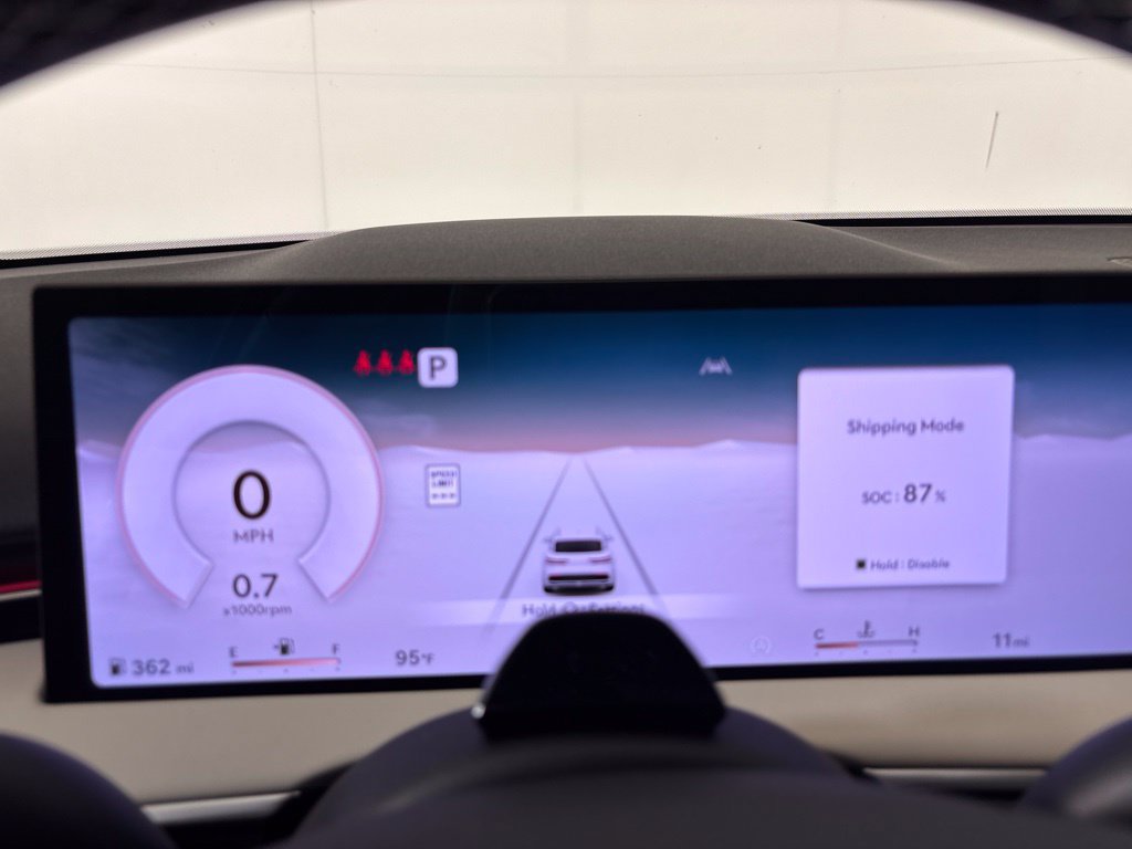 New 2027 Genesis GV70 2.5T Select AWD/4WD image 27