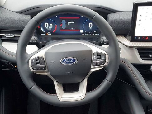 New 2026 Ford Explorer Active image 30