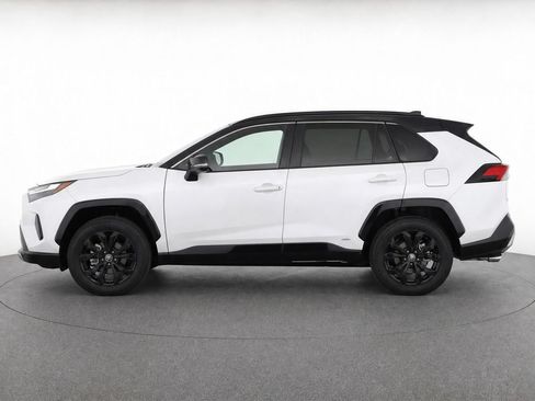Used 2023 Toyota RAV4 XSE AWD/4WD image 8