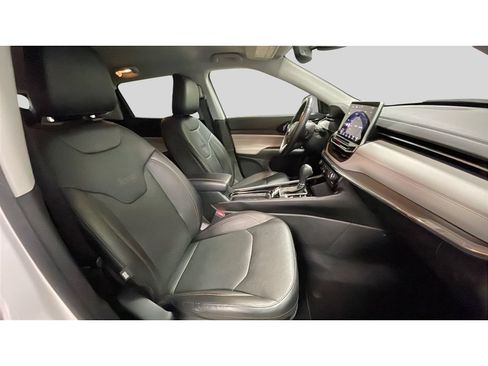 Used 2022 Jeep Compass Limited AWD/4WD image 17