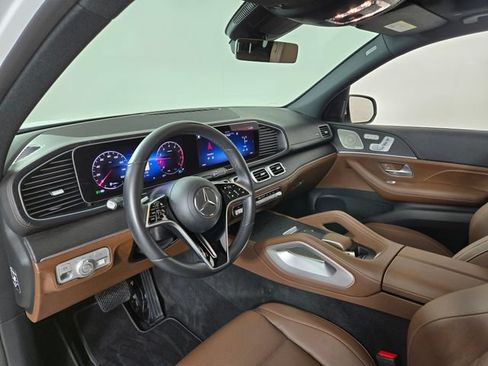 Used 2024 Mercedes-Benz GLE 350 4MATIC image 17