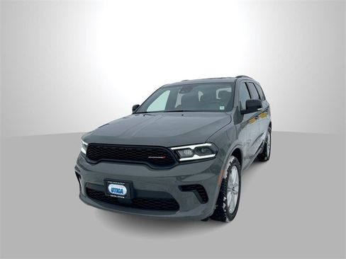 Used 2024 Dodge Durango GT image 1