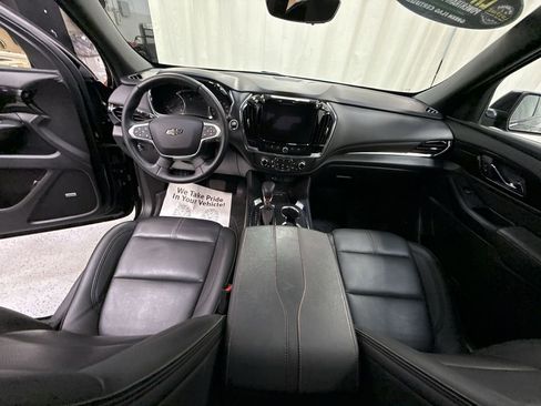 Certified 2023 Chevrolet Traverse RS w/ LPO, Floor Liner Package image 21
