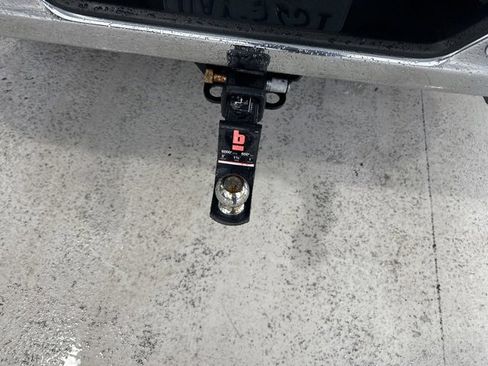 Used 2021 Chevrolet Silverado 1500 LTZ w/ LTZ Premium Package image 11