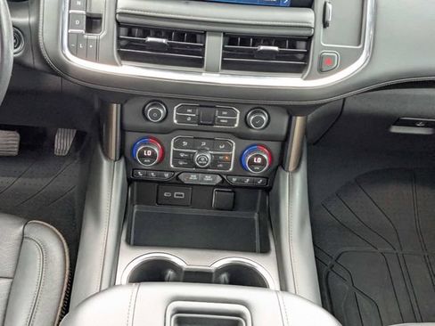 Used 2022 Chevrolet Tahoe High Country AWD/4WD image 20