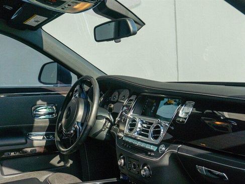 Used 2019 Rolls-Royce Ghost image 60