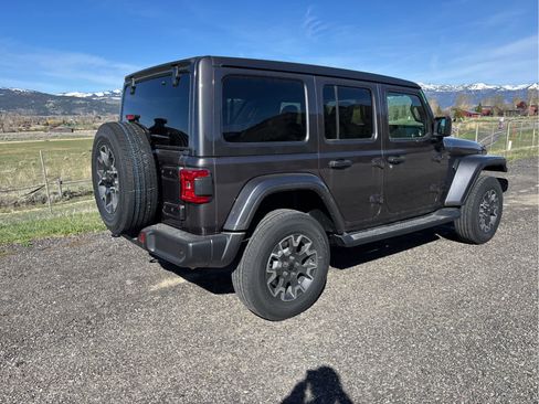 New 2026 Jeep Wrangler Sahara image 8