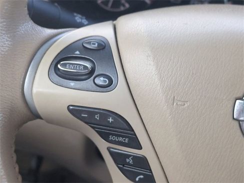 Used 2015 Nissan Pathfinder Platinum image 25