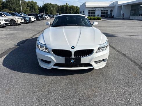 Used 2015 BMW Z4 sDrive28i RWD image 2