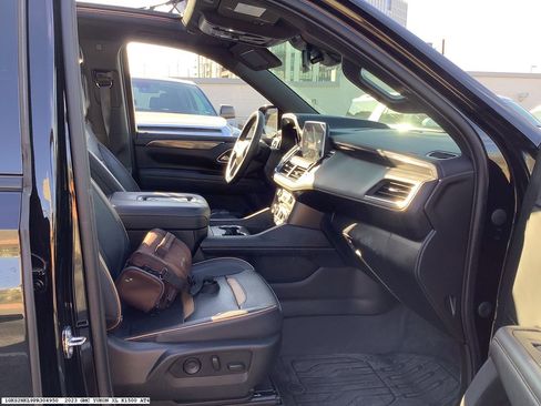 Used 2023 GMC Yukon XL AT4 w/ AT4 Premium Package image 20