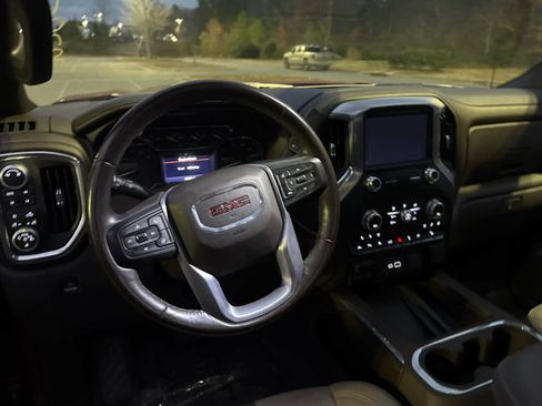 Used 2019 GMC Sierra 1500 SLT w/ SLT Premium Plus Package image 9