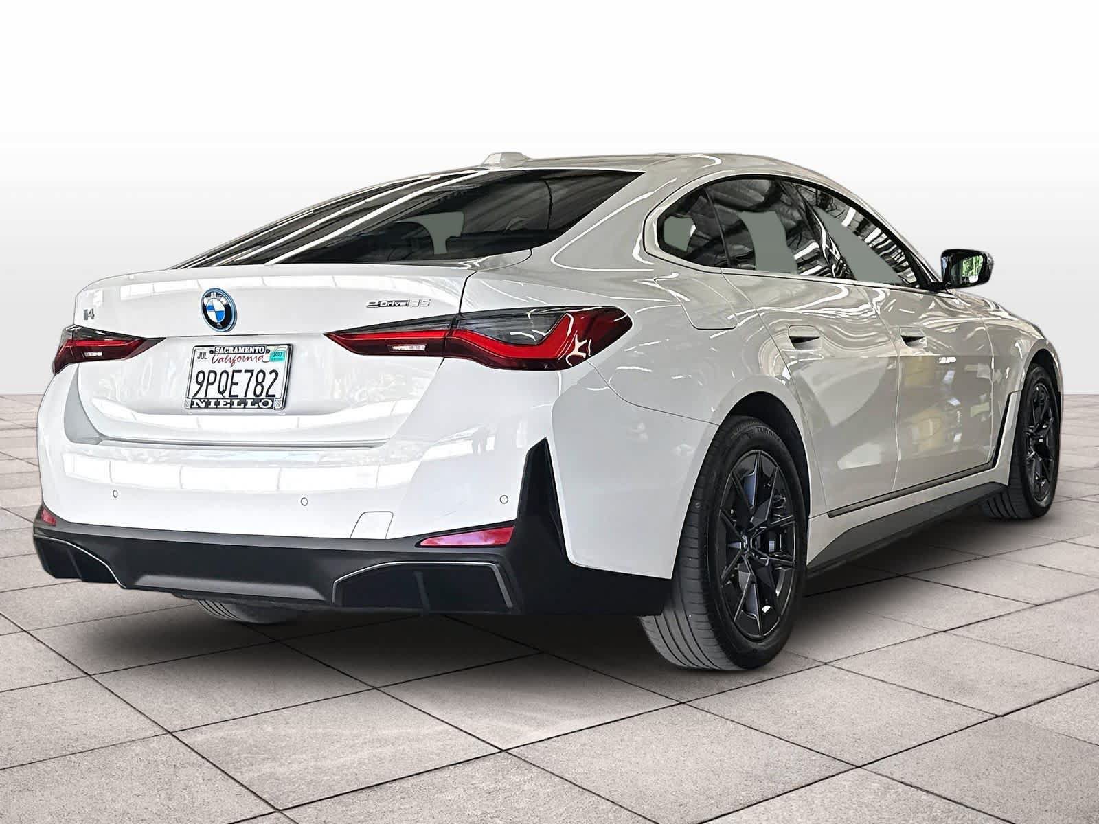 Used 2024 BMW i4 eDrive35 w/ Premium Package RWD image 10