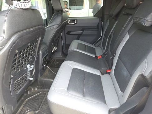 Used 2024 Ford Bronco Black Diamond AWD/4WD image 6