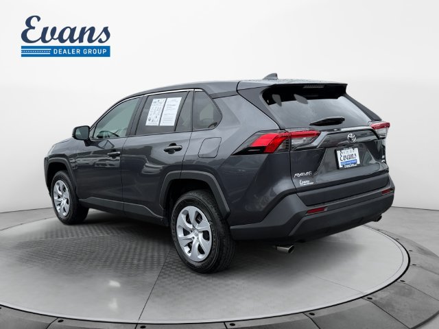 Used 2025 Toyota RAV4 LE AWD/4WD image 4