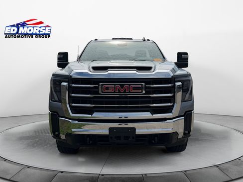 Certified 2024 GMC Sierra 2500 SLE w/ SLE Convenience Package AWD/4WD image 8