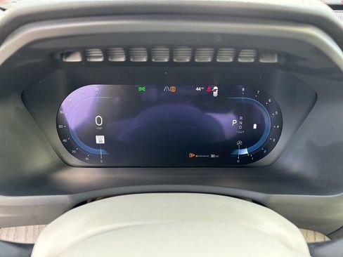 Used 2024 Volvo XC90 B5 Plus image 30