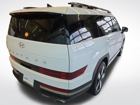 Used 2024 Hyundai Santa Fe Limited FWD image 7