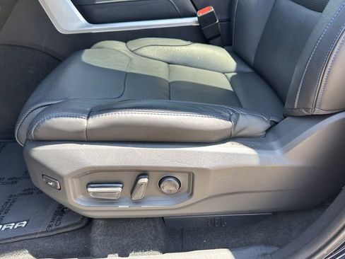 Used 2023 Toyota Tundra Platinum AWD/4WD image 28