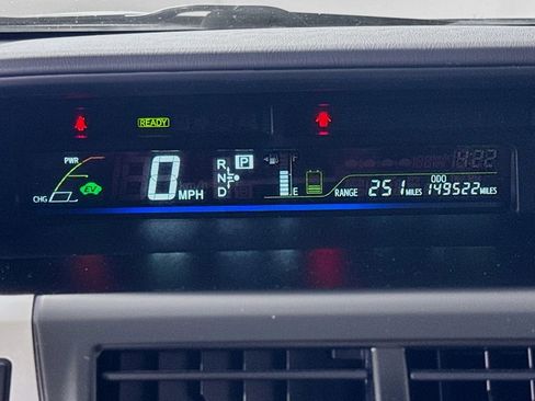Used 2014 Toyota Prius V Three FWD image 12