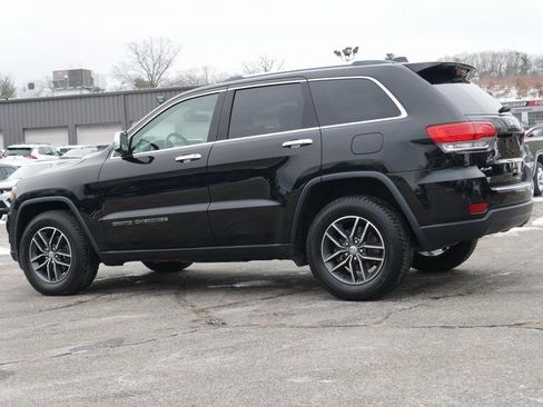 Used 2018 Jeep Grand Cherokee Limited image 4