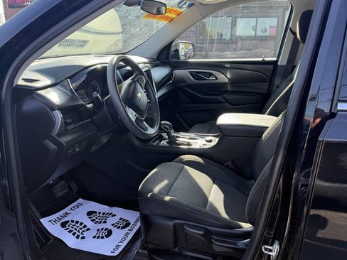 Used 2021 Chevrolet Traverse LS FWD image 21