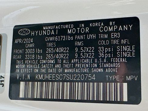 Used 2025 Genesis GV80 3.5T Prestige image 36