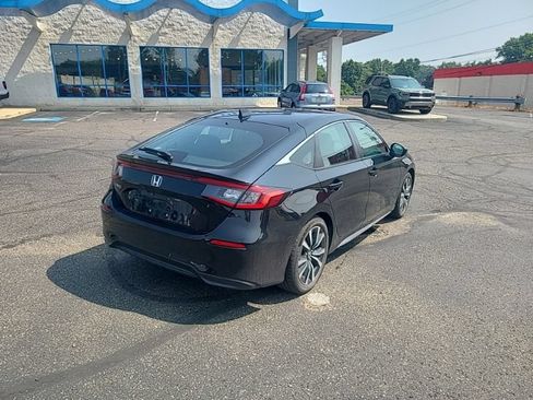 Used 2024 Honda Civic EX-L image 5