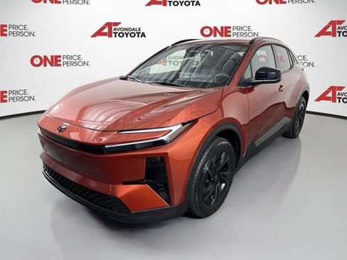 Certified 2026 Toyota C-HR AWD/4WD image 4