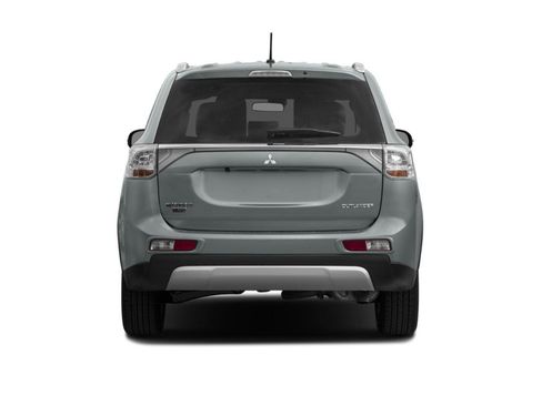 Used 2015 Mitsubishi Outlander SE image 15